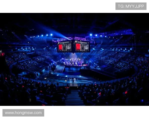 《电竞行业发展迅猛 全球顶级赛事吸引观众热情与投资热潮》