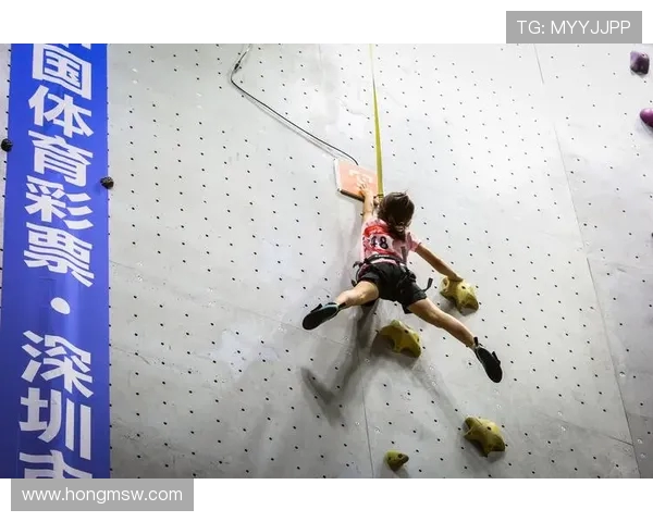 广州攀岩队的默契配合与技巧揭秘:攀岩运动的团队精神与挑战之旅 广州攀岩队的默契配合与技巧揭秘:攀岩运动的团队精神与挑战之旅