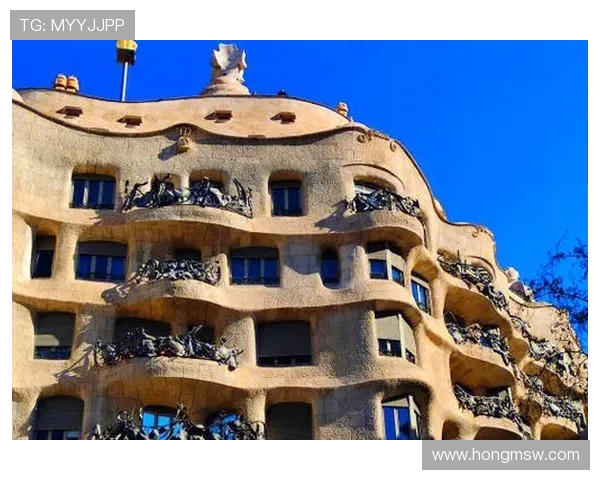 巴塞罗那城市魅力与文化遗产探索之旅全景解读