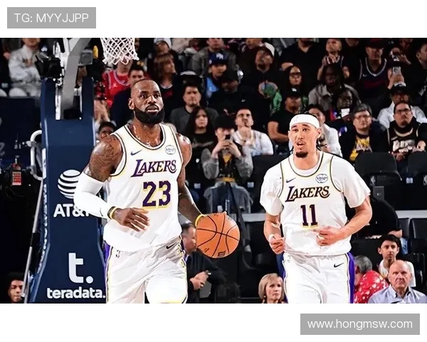 洛杉矶湖人强势对决群雄上演激情巅峰之战引爆全场焦点